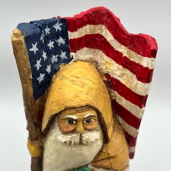Captured Carvings by A Costanza 178 of 3000 Grand Ole Flag Santa Resin Limited - Picture 7 of 17